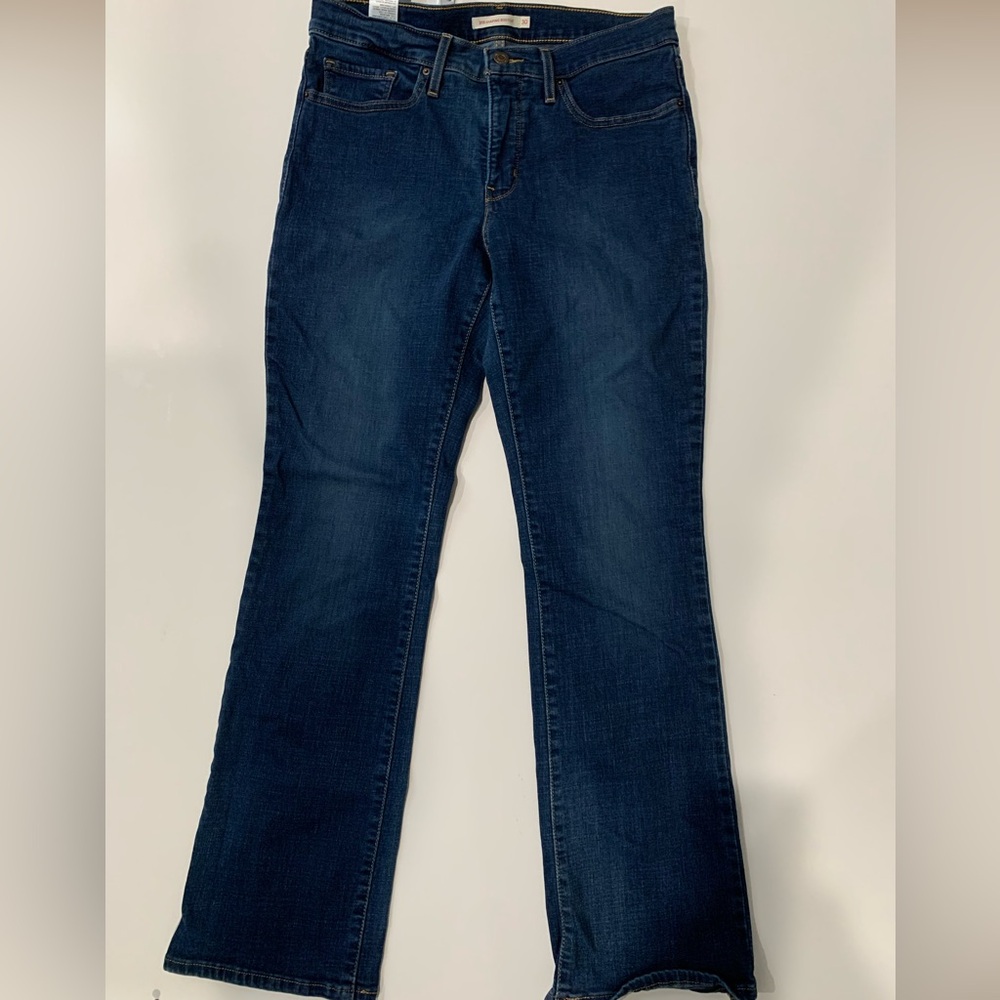 Levi's stretch Dark Blue shaping Women's Boot Cut Size 30 Western